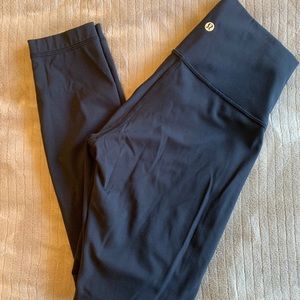 Lululemon wunder under